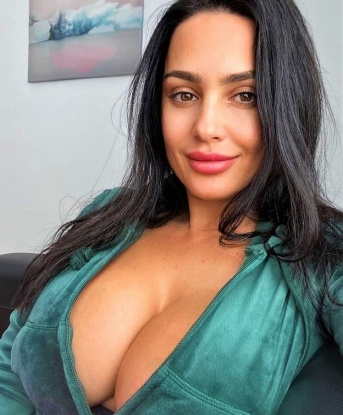Алина