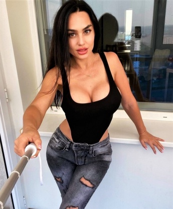 Алина